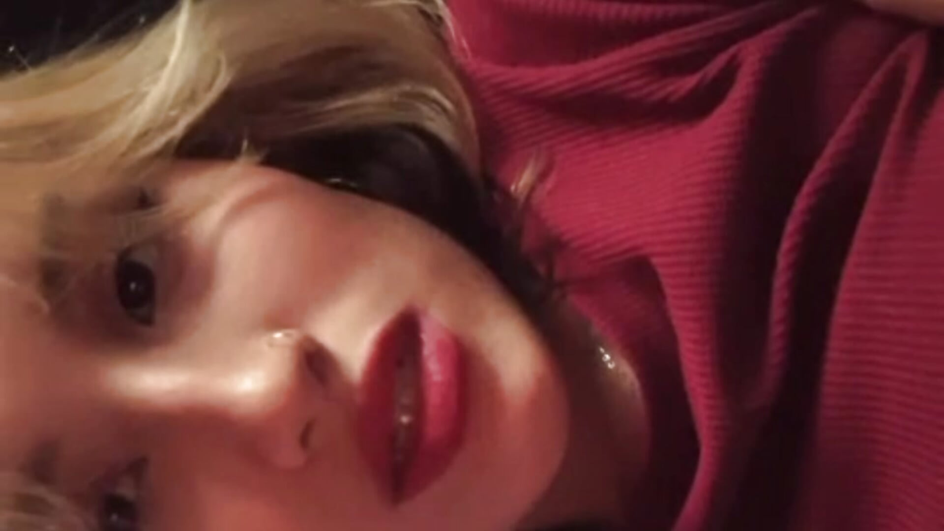 065ED563-F482-4A5C-8BF4-0CF9AEBBFB8F - video by lil_vany cam model