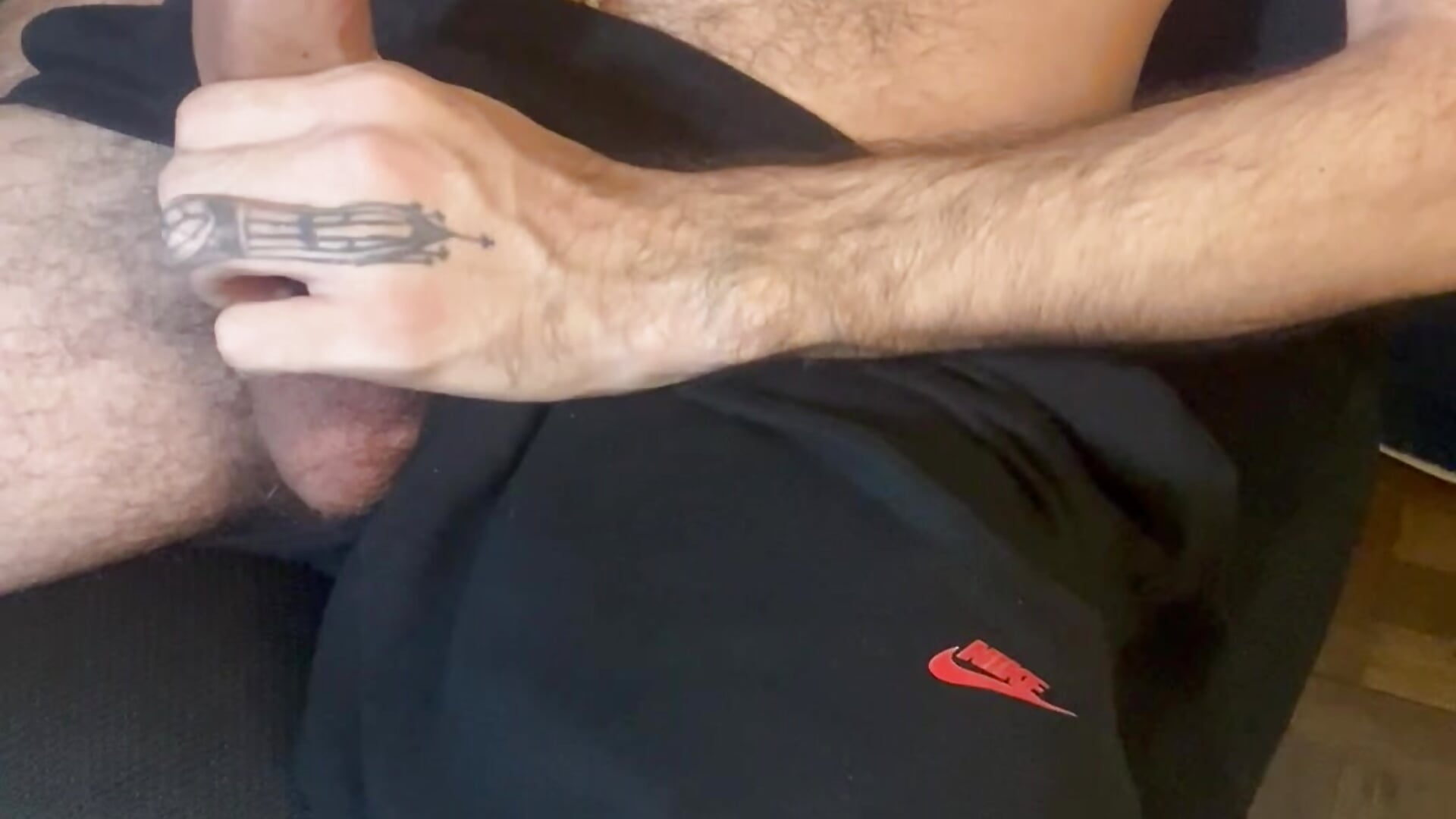 HOT MILK - فيديو من _YOURHERO موديل الكام