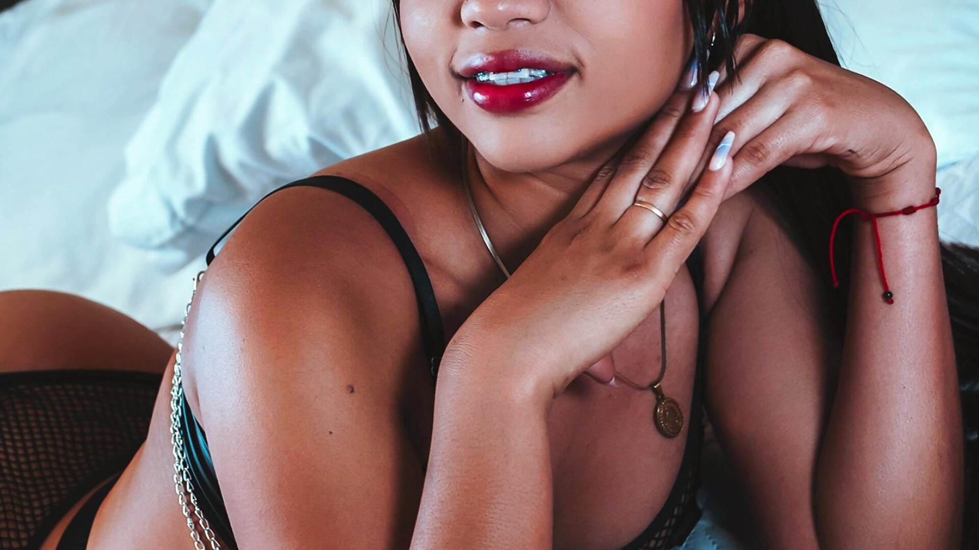 ARIADNA - video by AriadnaLoren cam model