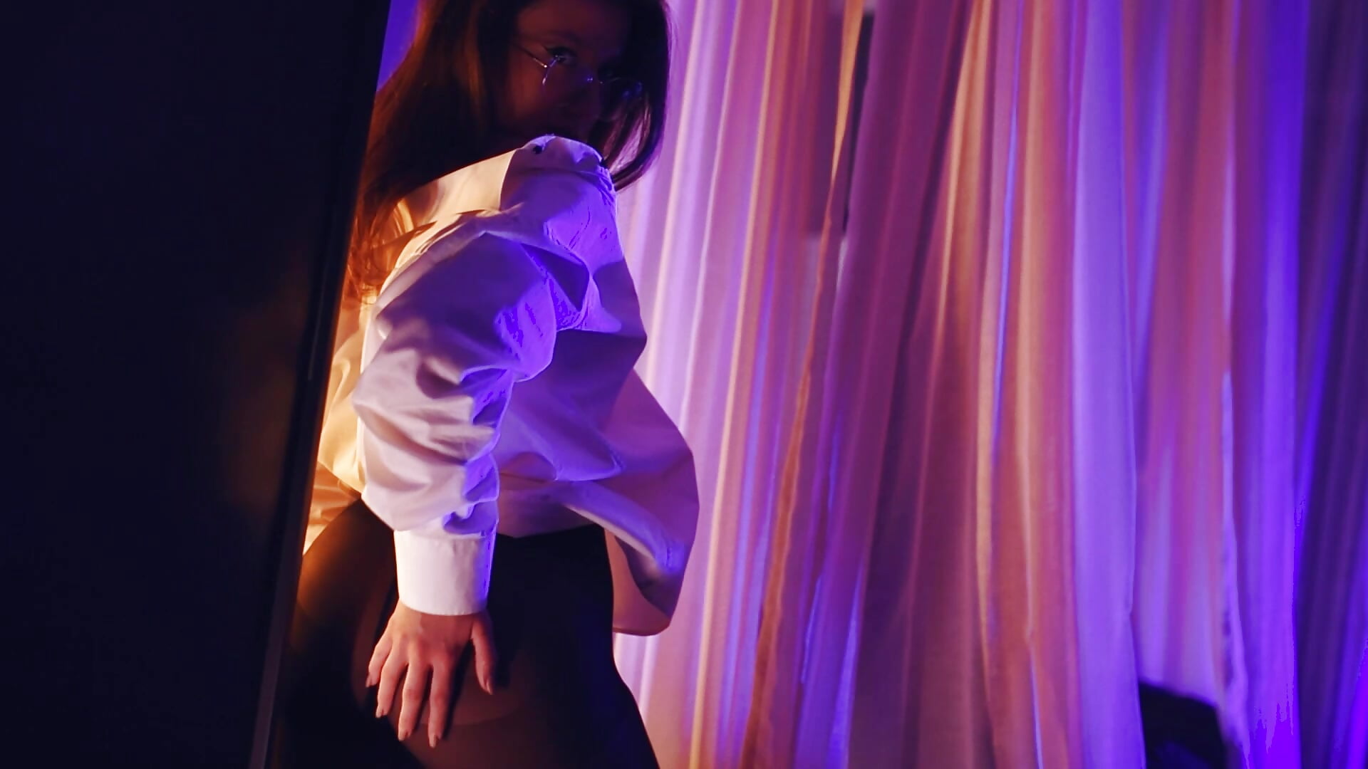 🤫 Between me and you - video av TheaMalekoo cam model