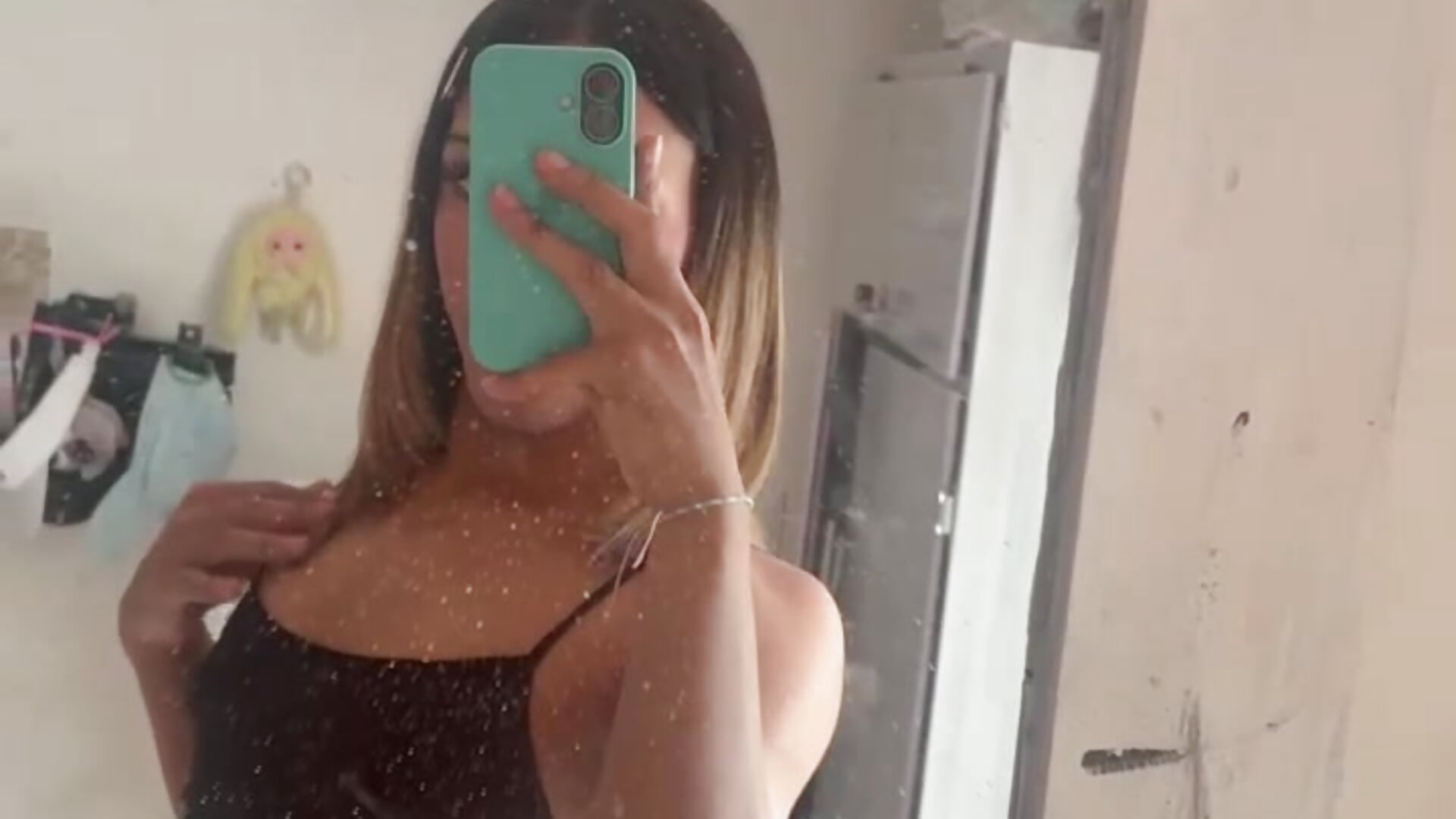 me - video của người mẫu cam Freyjalaveau