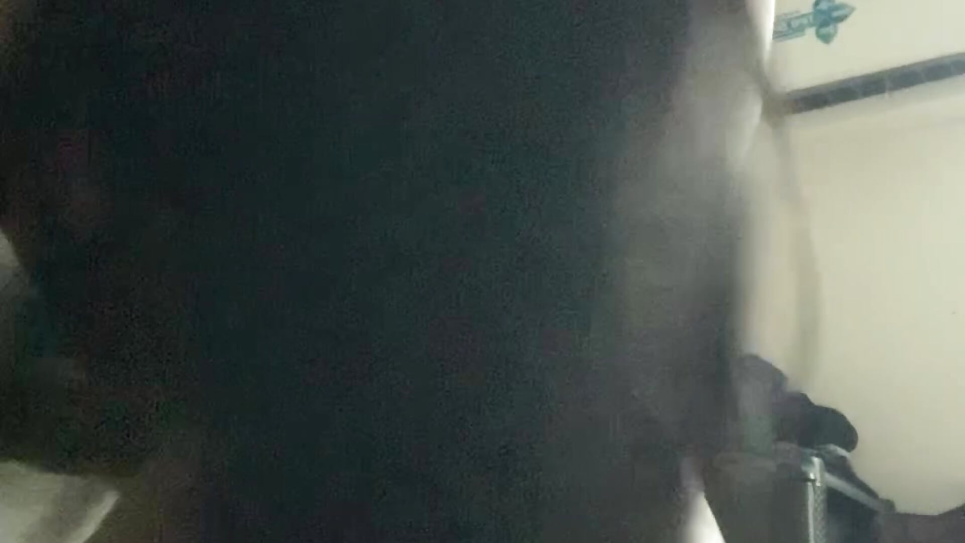 Do we watch movies or fuck? – video modela na kameri Freyjalaveau