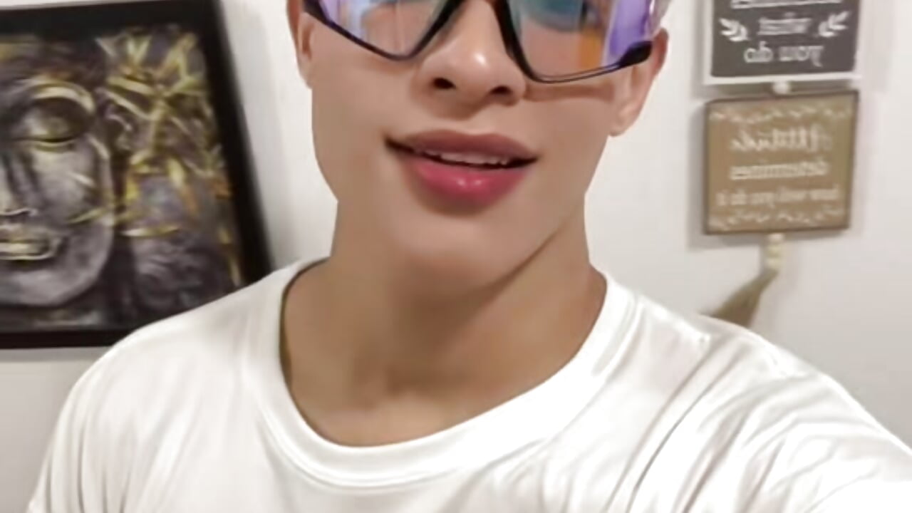 YOUNG_GUYS1 adlı kamer modelinin viral videoları:  5990