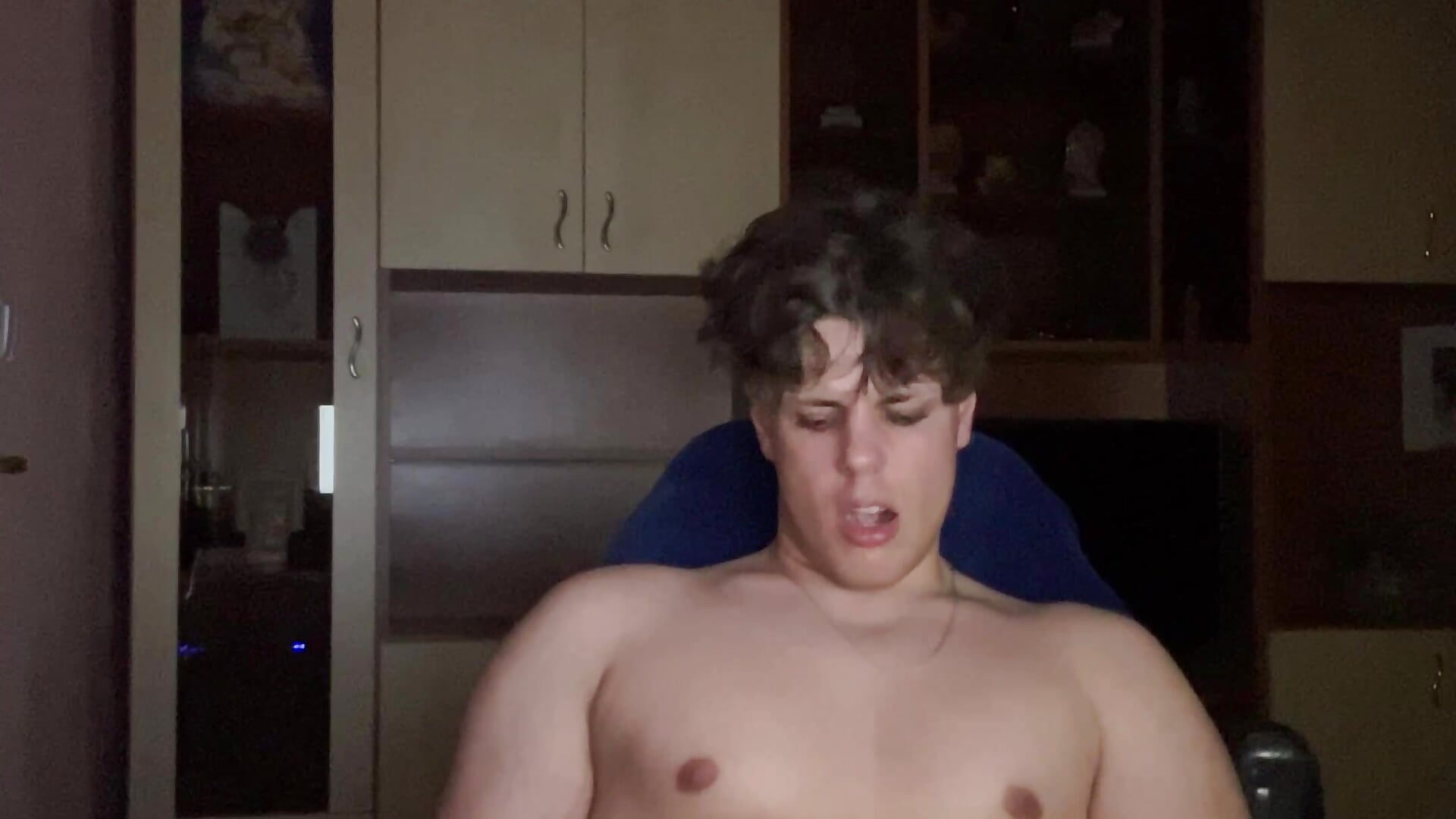 I just wake up and cum🥶🫣