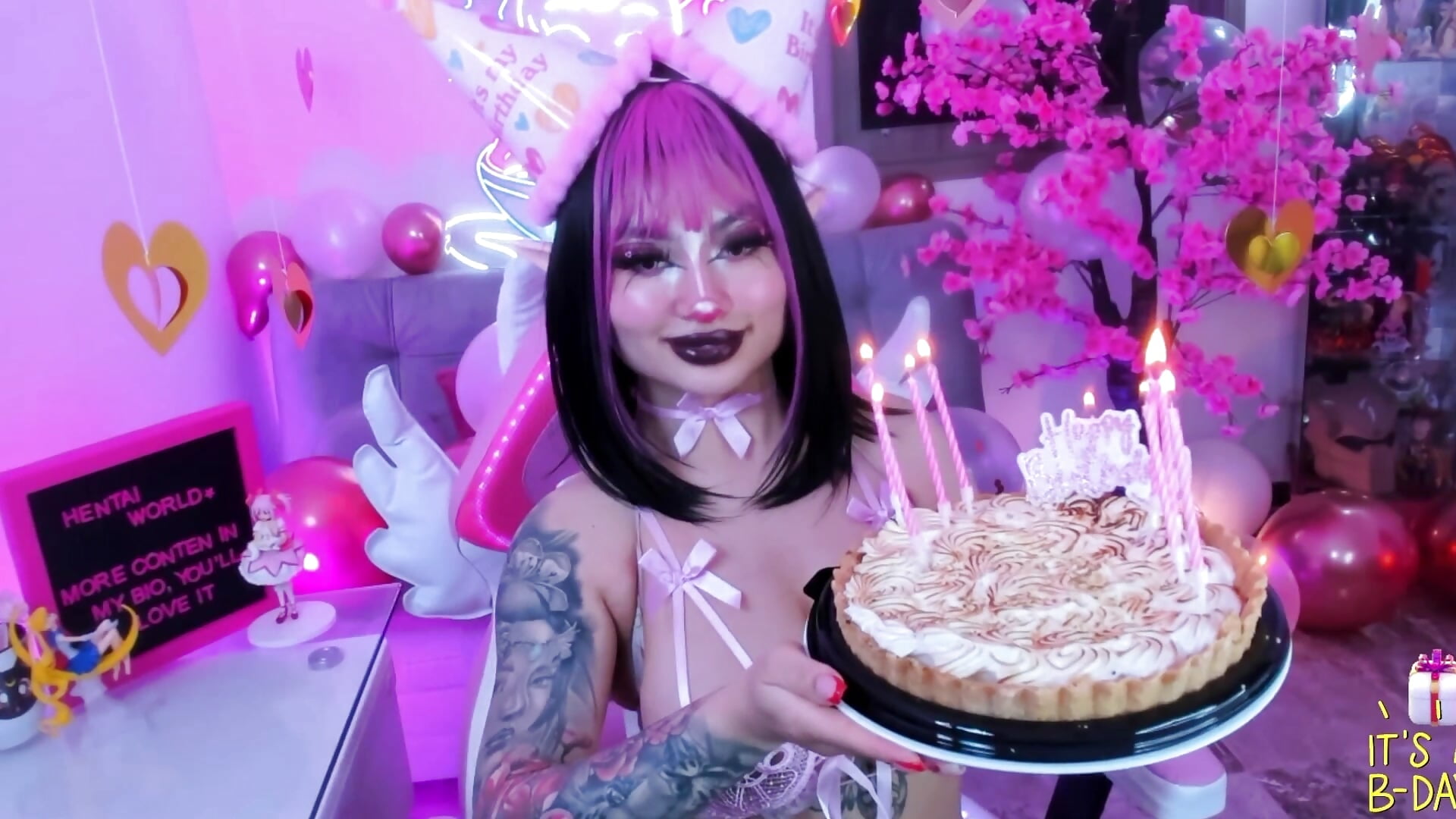 MY BIRTHDAY 🎂🍰🎁🎉 - clip cu Hayami_Lee model videochat