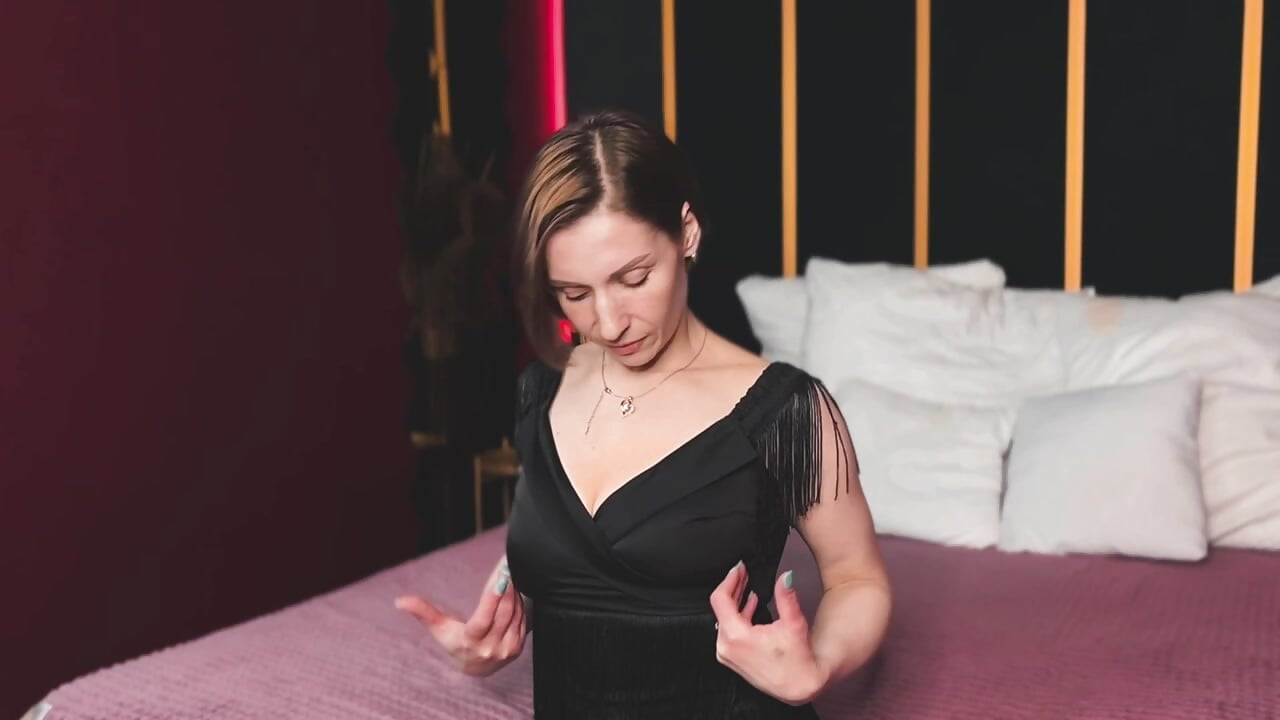 So sexy 😍－カメラキャストのDakotaSheltonの動画