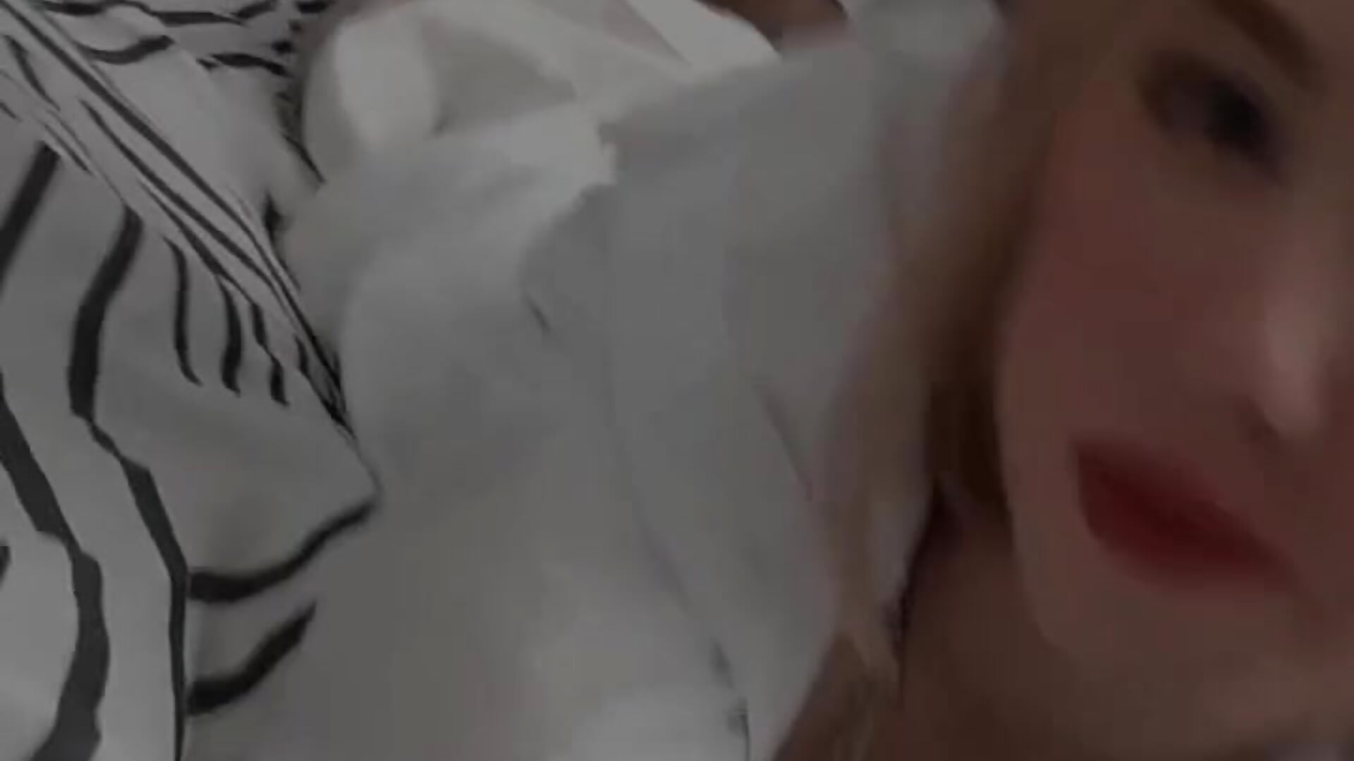 video_2025-12-09_21-18-22 - video by NoraCollins cam model