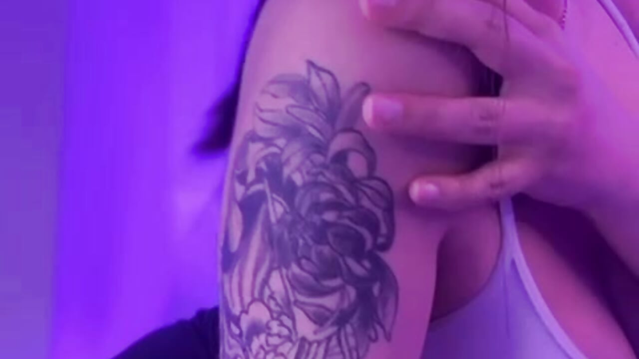 show my tattos for you honey ♡ - ক্যাম মডেল Cherylloviing_-এর ভিডিও