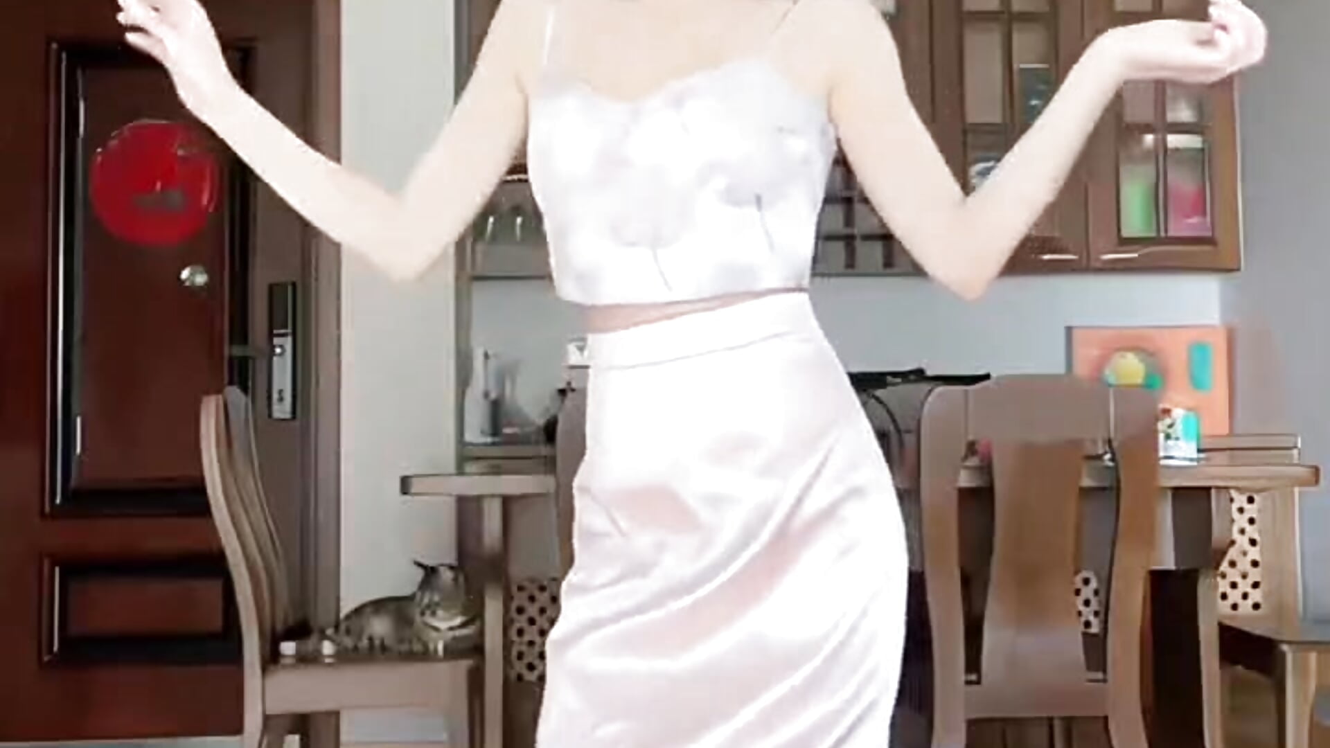 嘻嘻 - 視頻由 Gxhmelx-xiaoxiao 主播提供