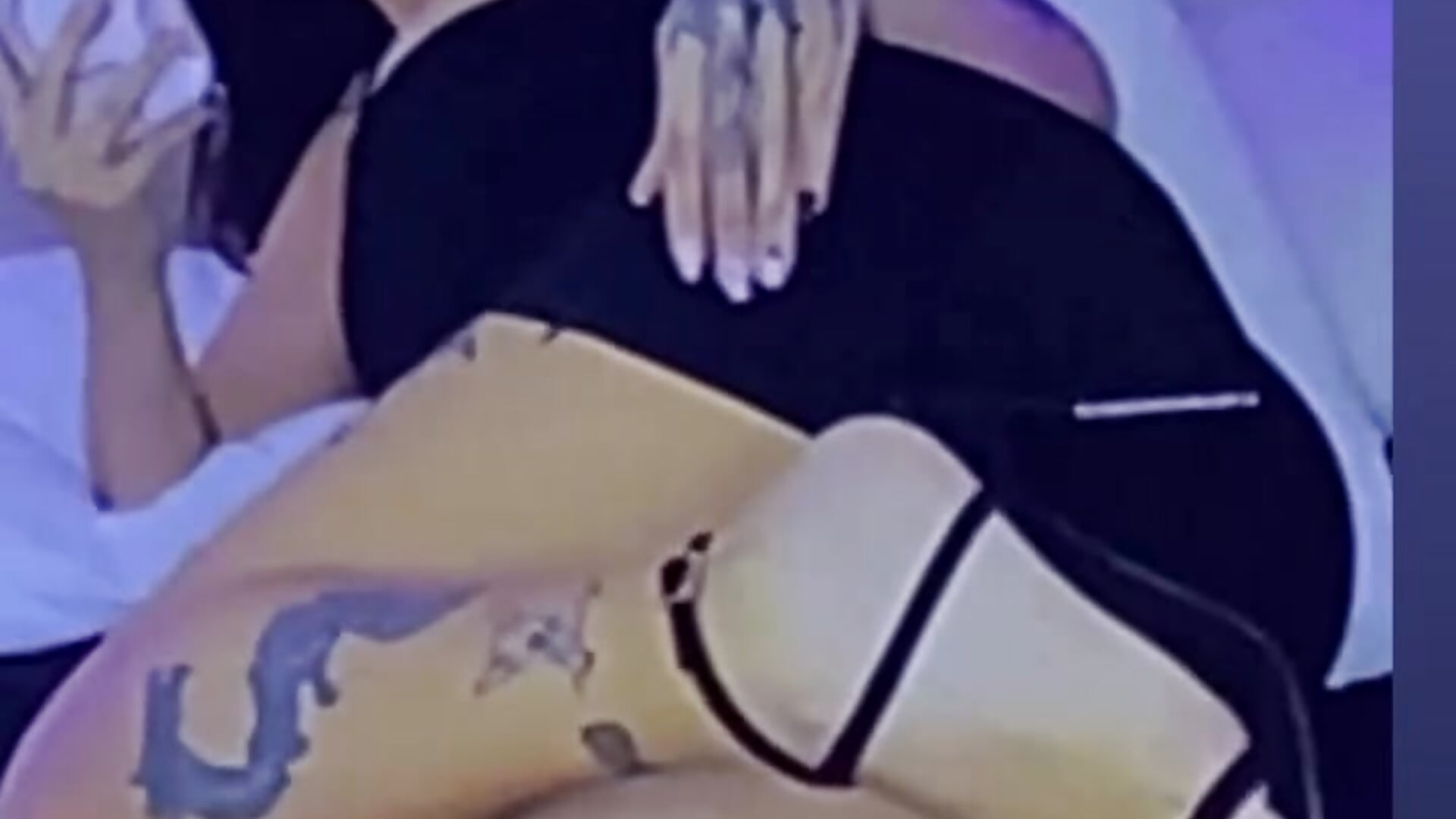 🫦 – video od webkamerové modelky MiaFox_03