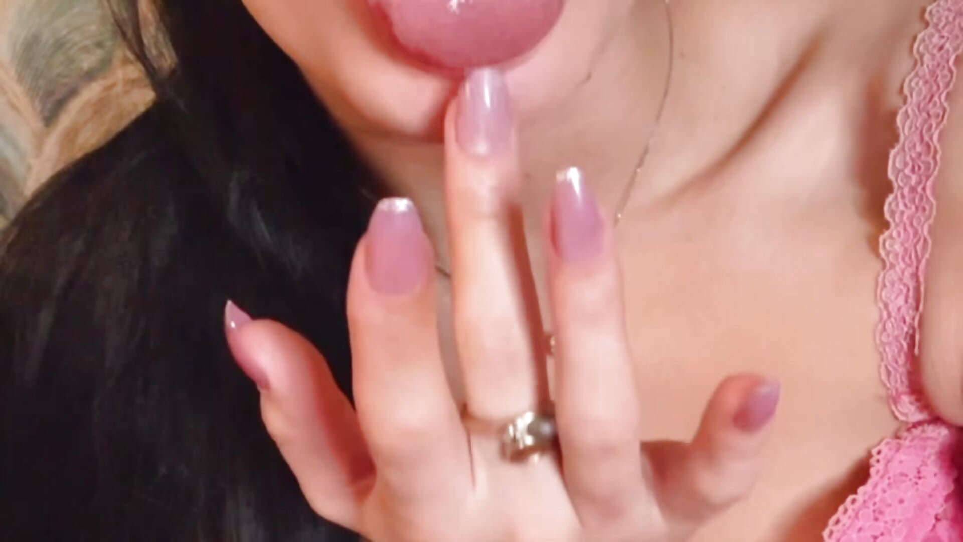 😋