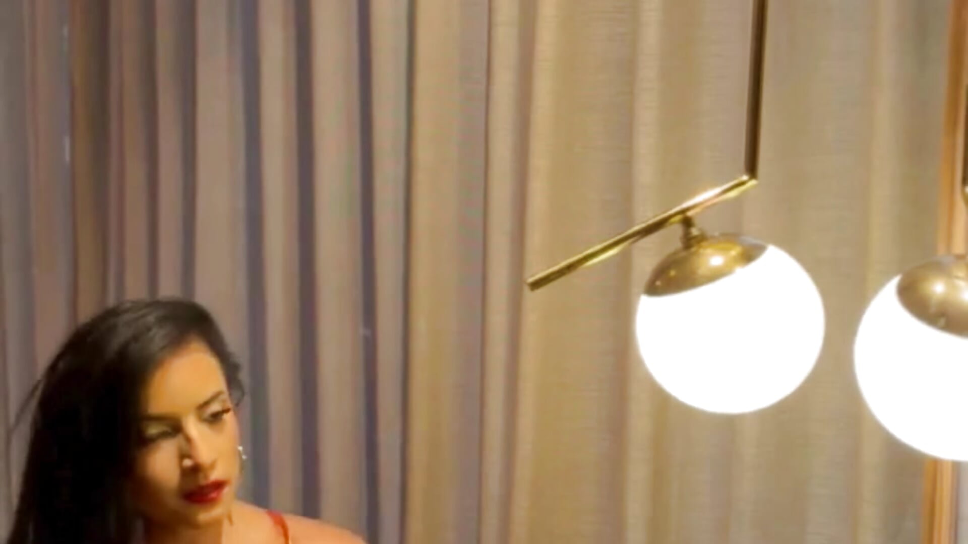 Liquid Gold: Dressed to Seduce You 🔥 - video by Lena-Williamss cam model