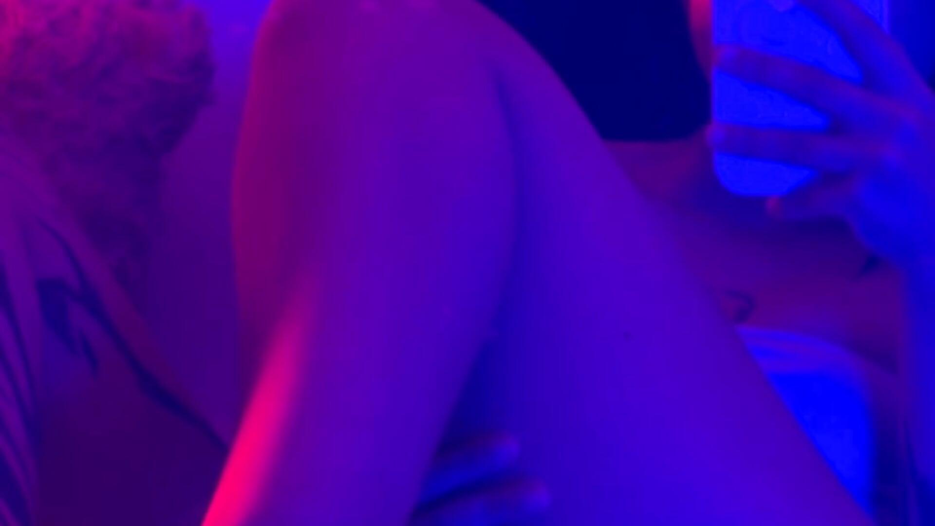 💕 - video by sharonbone cam model