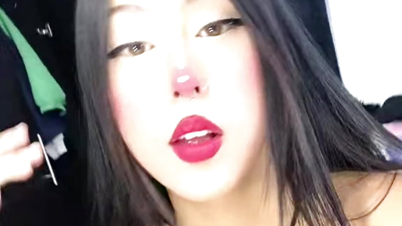 💕 - video by sharonbone cam model