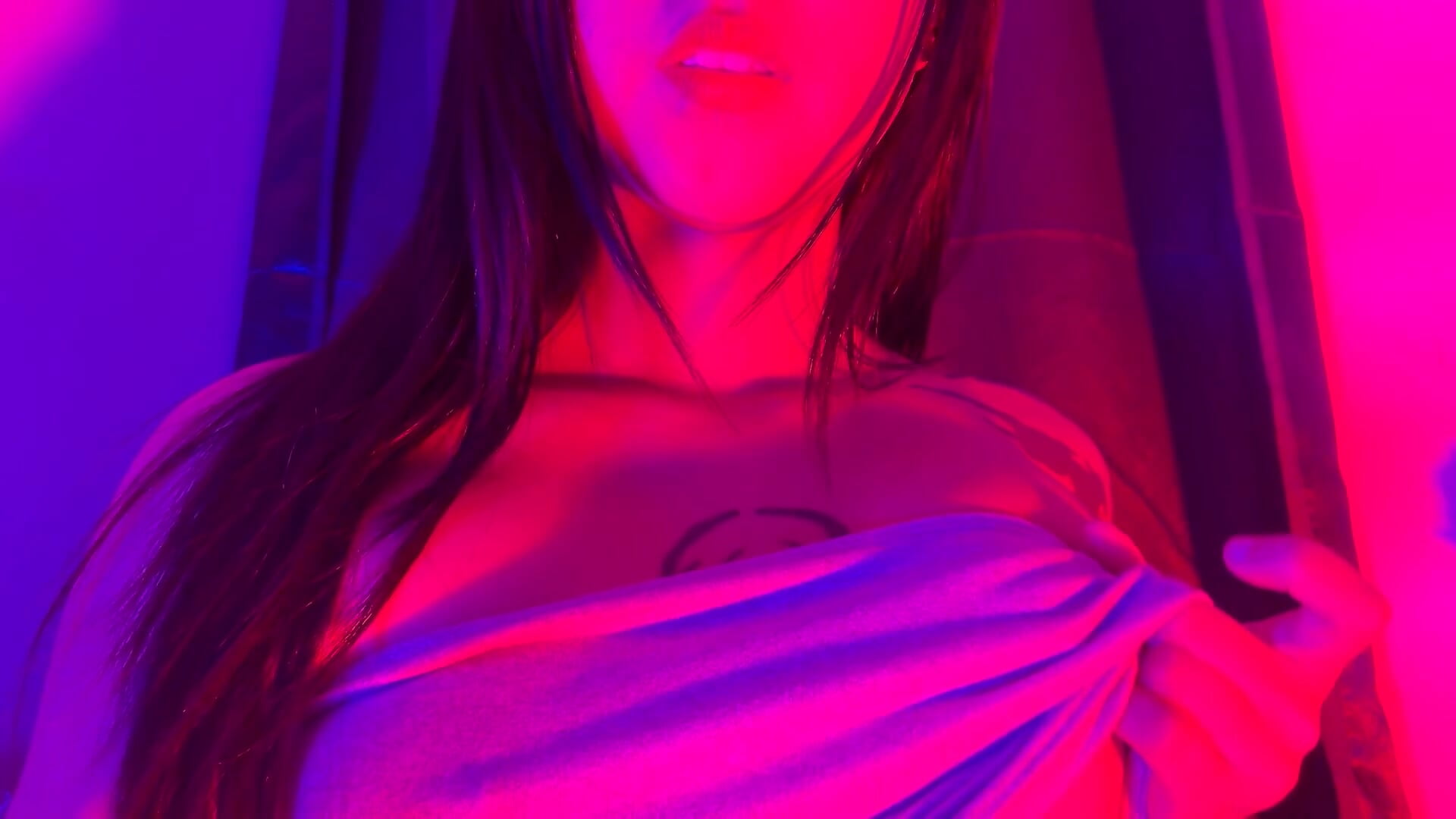 Si - video by sharonbone cam model