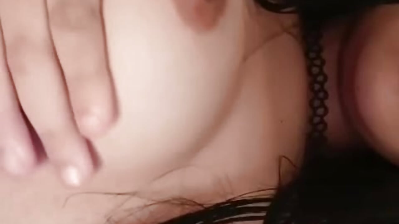 Little sweethearts 🌙 - vídeo de la modelo de cam bonnieTaylor1