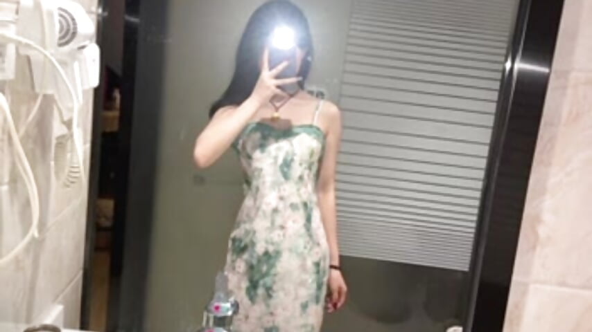 微信视频2025-12-10_173502_335 - video by xiaoxia999 cam model