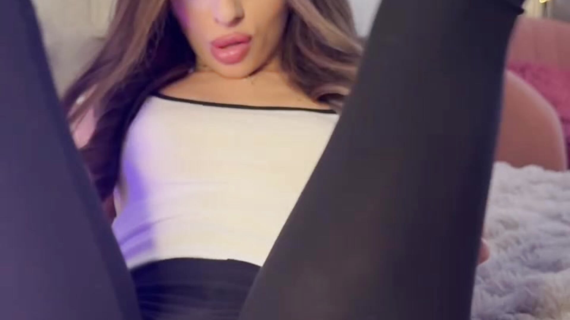 Mmm leggings) - YeaLina 캠 모델의 동영상