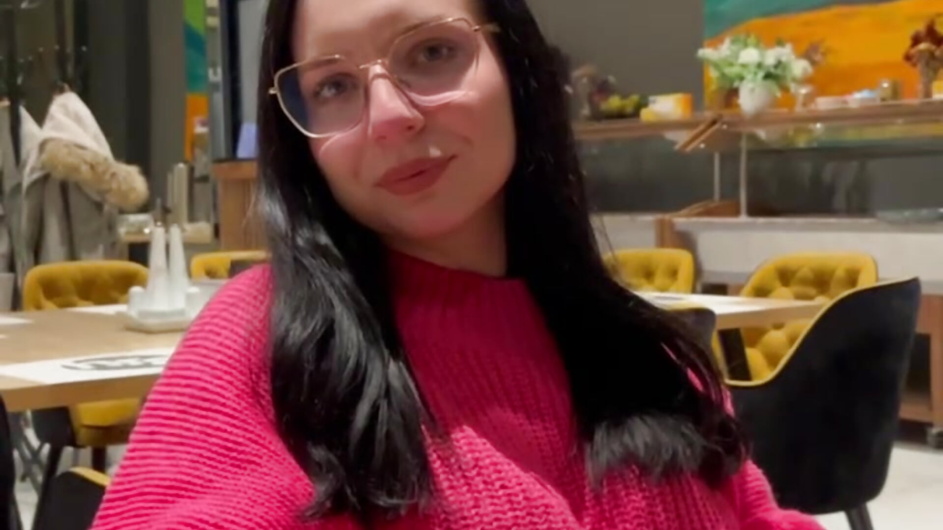 It's me) - video by DoraRobertos cam model