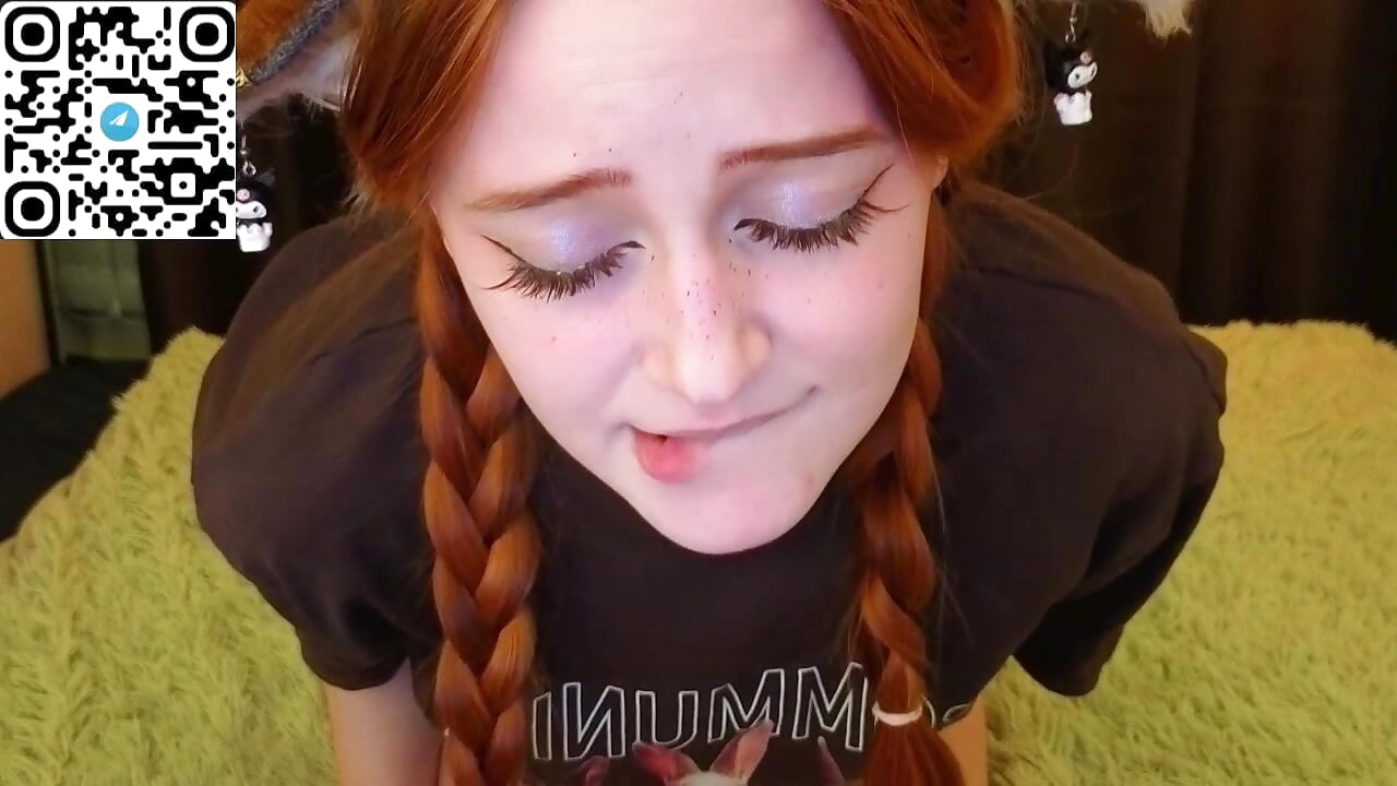 Domi+pussu= cum - vídeo de la modelo de cam LittleFoxHole