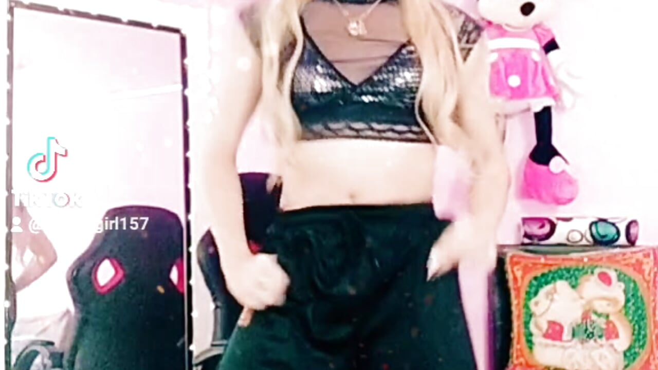 2021-02-03-122428884 - video by golden_girl01 cam model