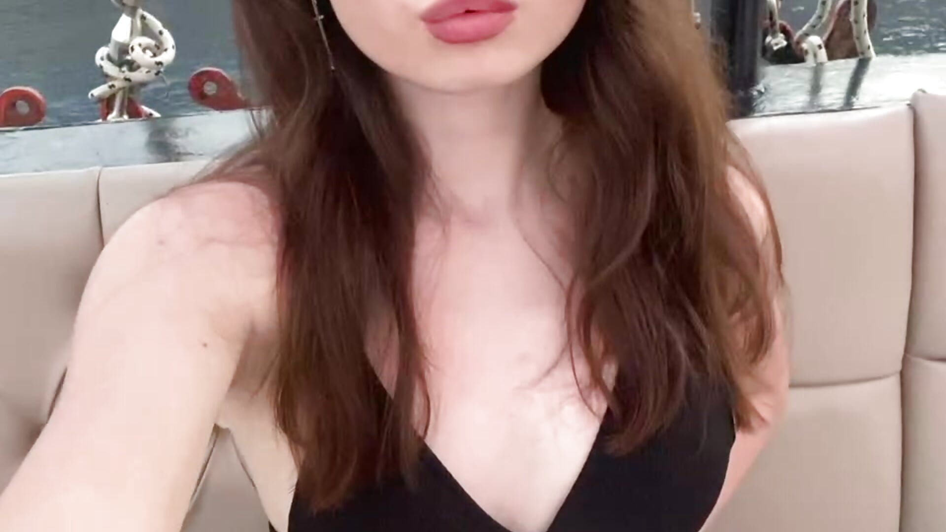 my favorite and sexy video🥰 - video oleh model kamera YvonneRobes