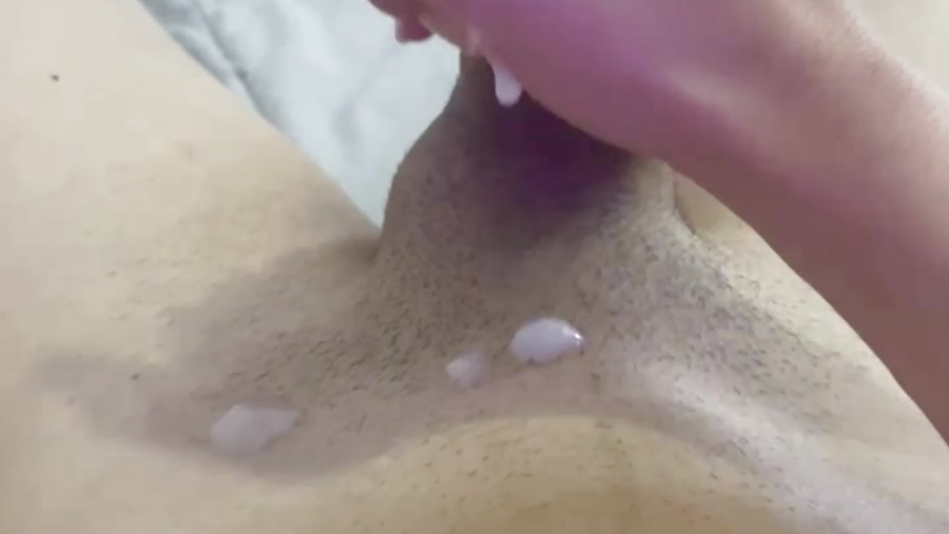 Delicious milk 💦 - video di Kitten_Riot modella di cam