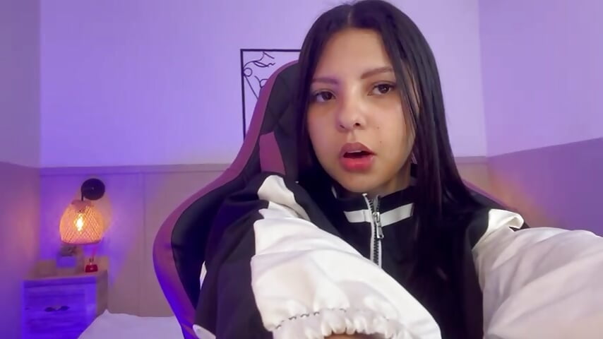 pretty girl ❤️ - video by melanimorgan1 cam model