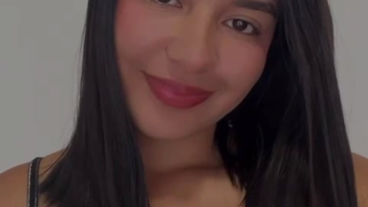 Beautifull girl🥰 - βίντεο μοντέλου Sexy_zoe_outdoors