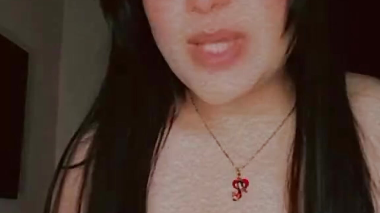 WhatsApp Video 2025-12-11 at 12,41,27 PM - vídeo de la modelo de cam florglair2016