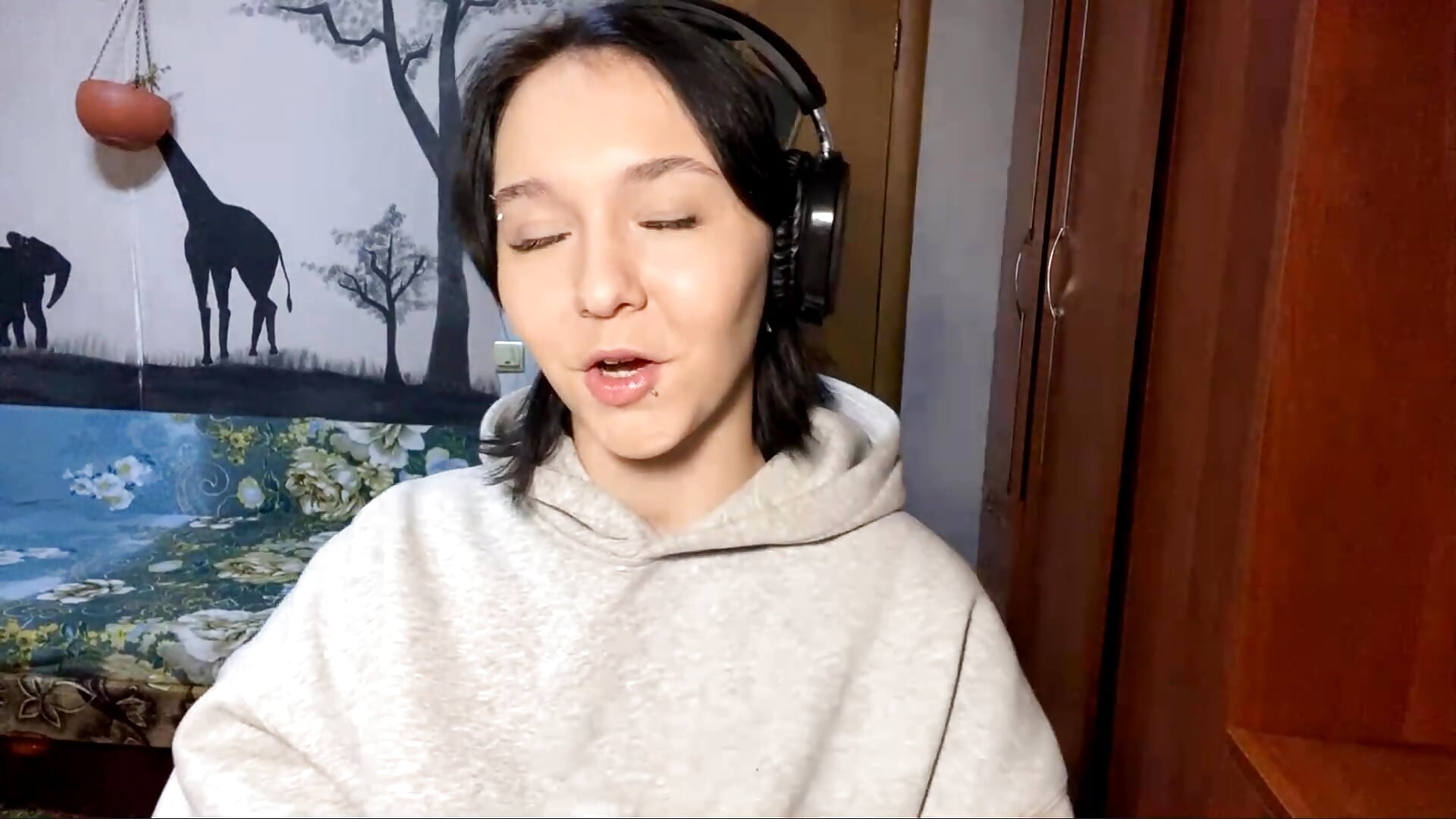 Hi hi - video di EmilyVeiro modella di cam