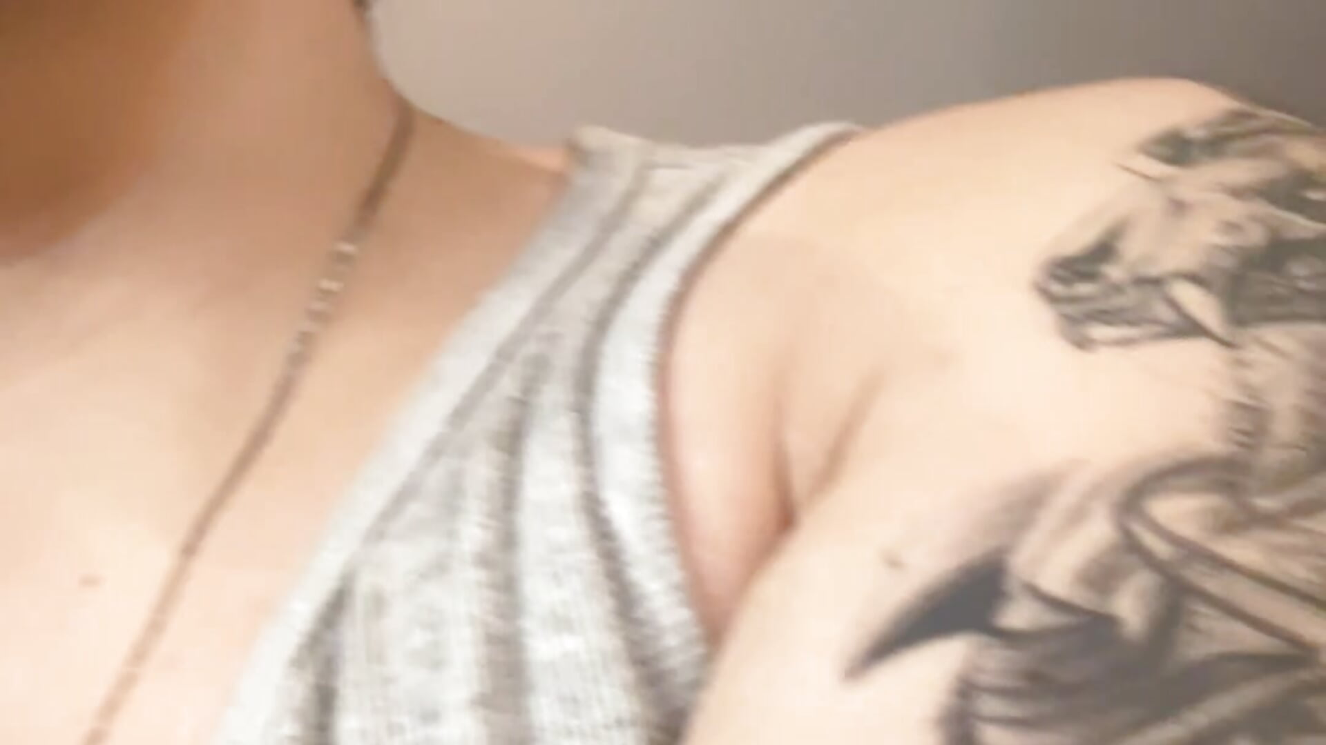 Hot Tattos ❤️‍🔥❤️‍🔥❤️‍🔥 – video modela na kameri MaxFerrer