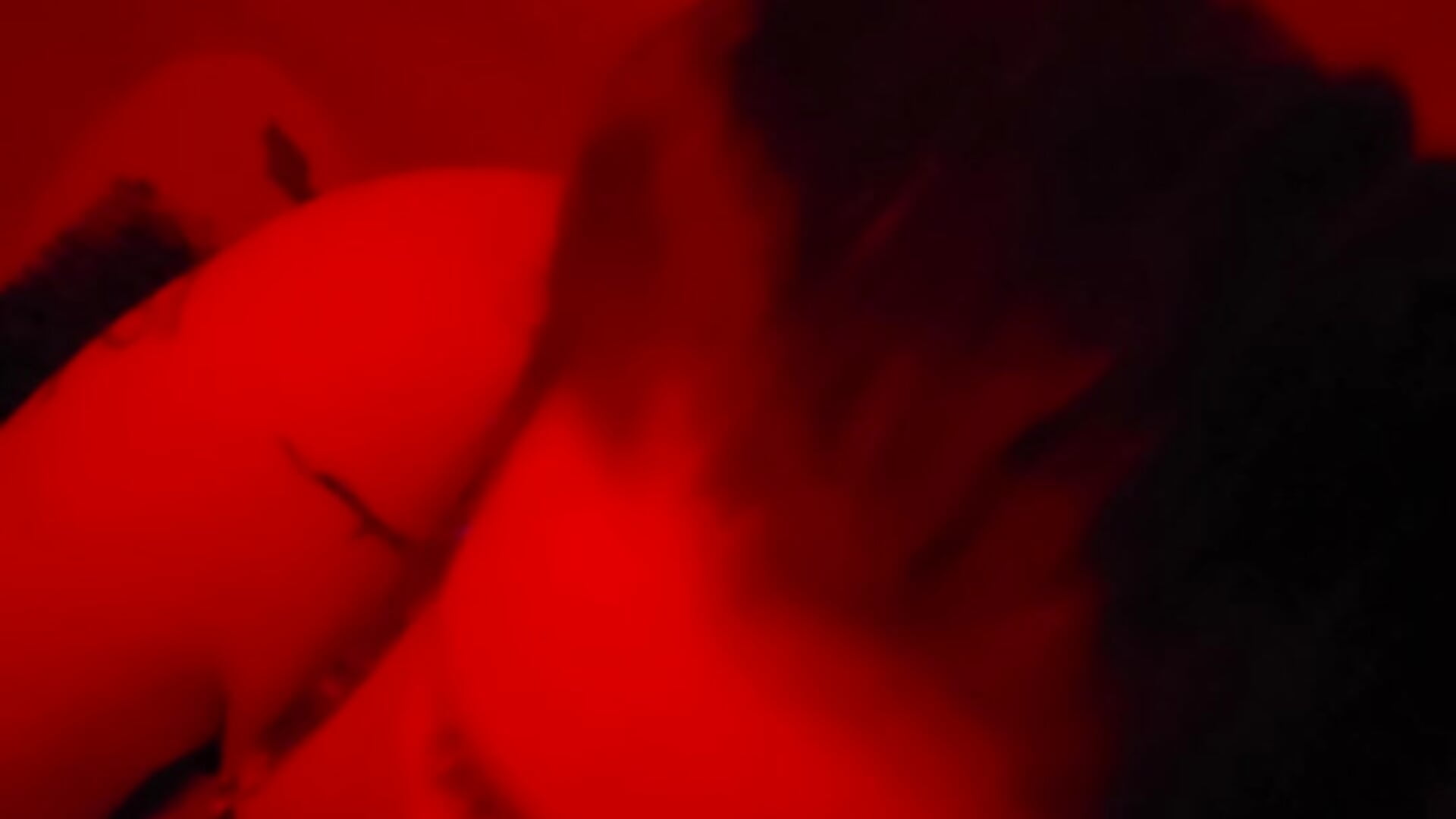 Suck baby suck - clip cu leyaDeea model videochat