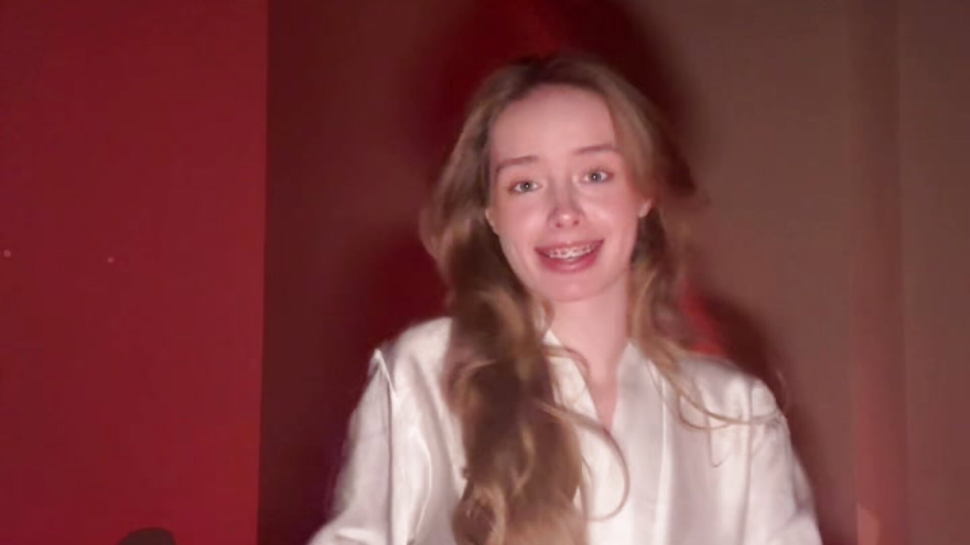 Funny me 🦊 - video by SunnyShiney cam model