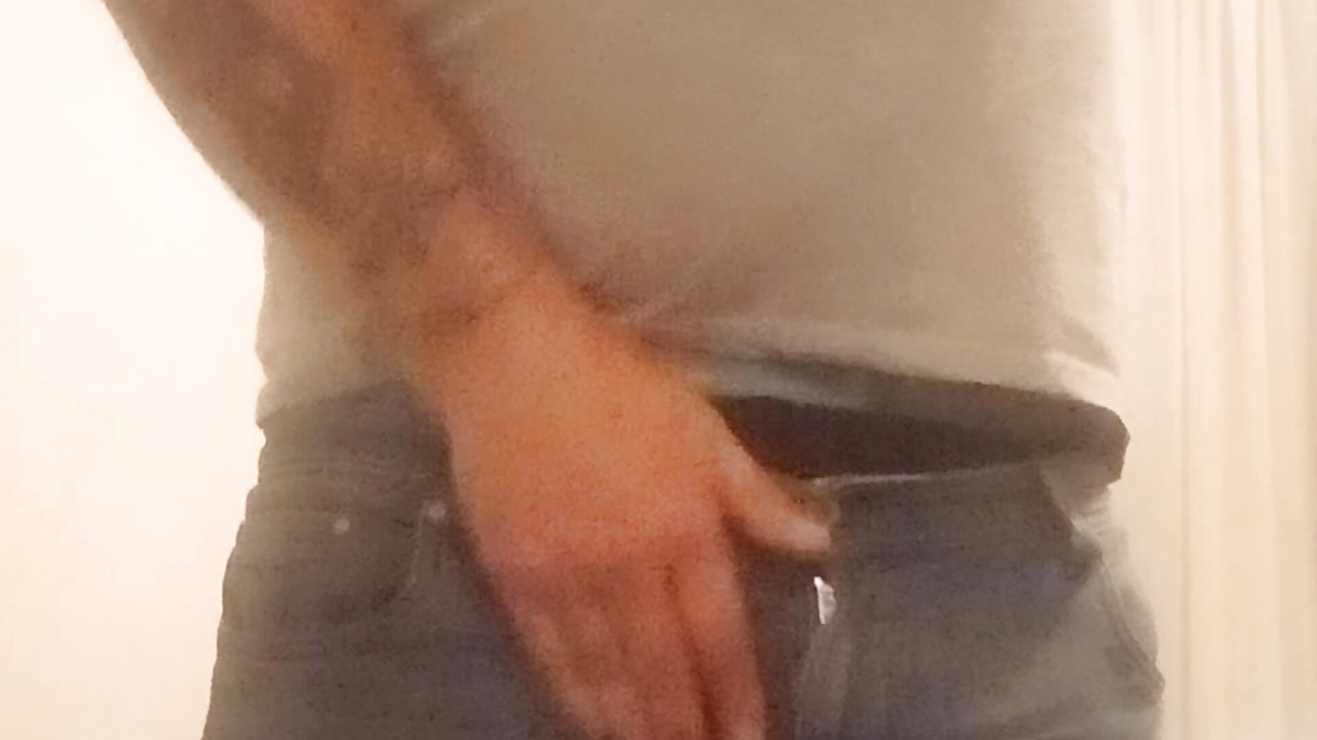 A little strip tease - video hornyboy0789 kameramallilta
