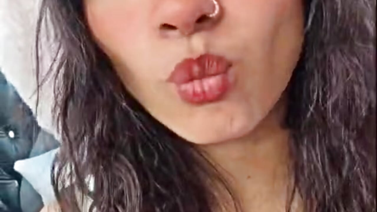 I really want to meet you... do you think the same?👀🔥🥺 - video by Jadde_Greyy_ cam model