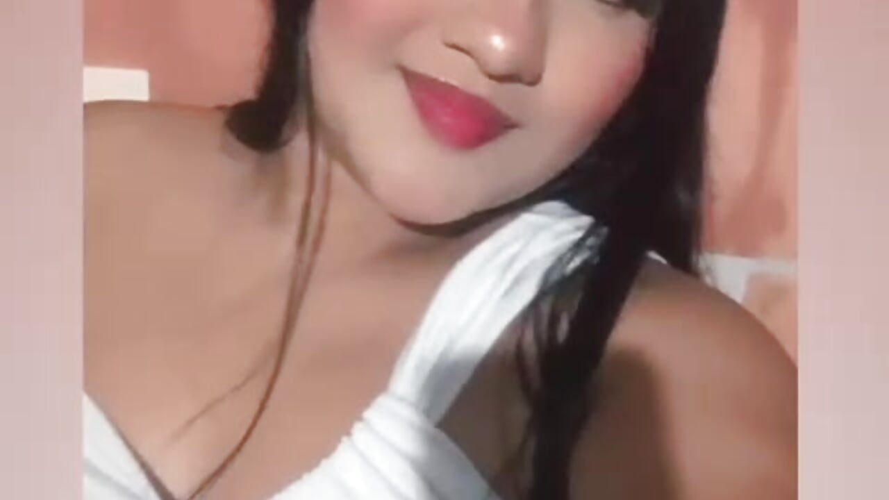 🙈 - video by rubi_foox cam model