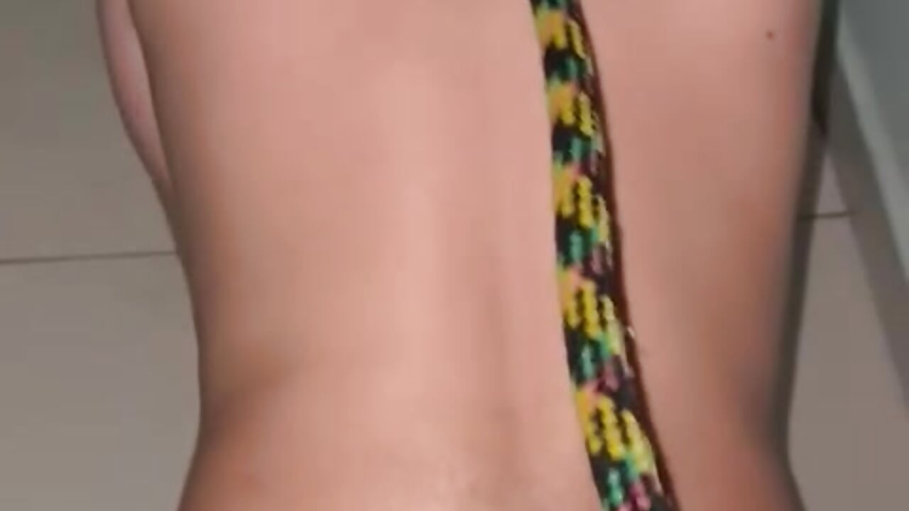 I took my dog ​​out and stuck my finger in him first person 👌🏻🍆🍑 - 視頻由 andy-cami3993 主播提供