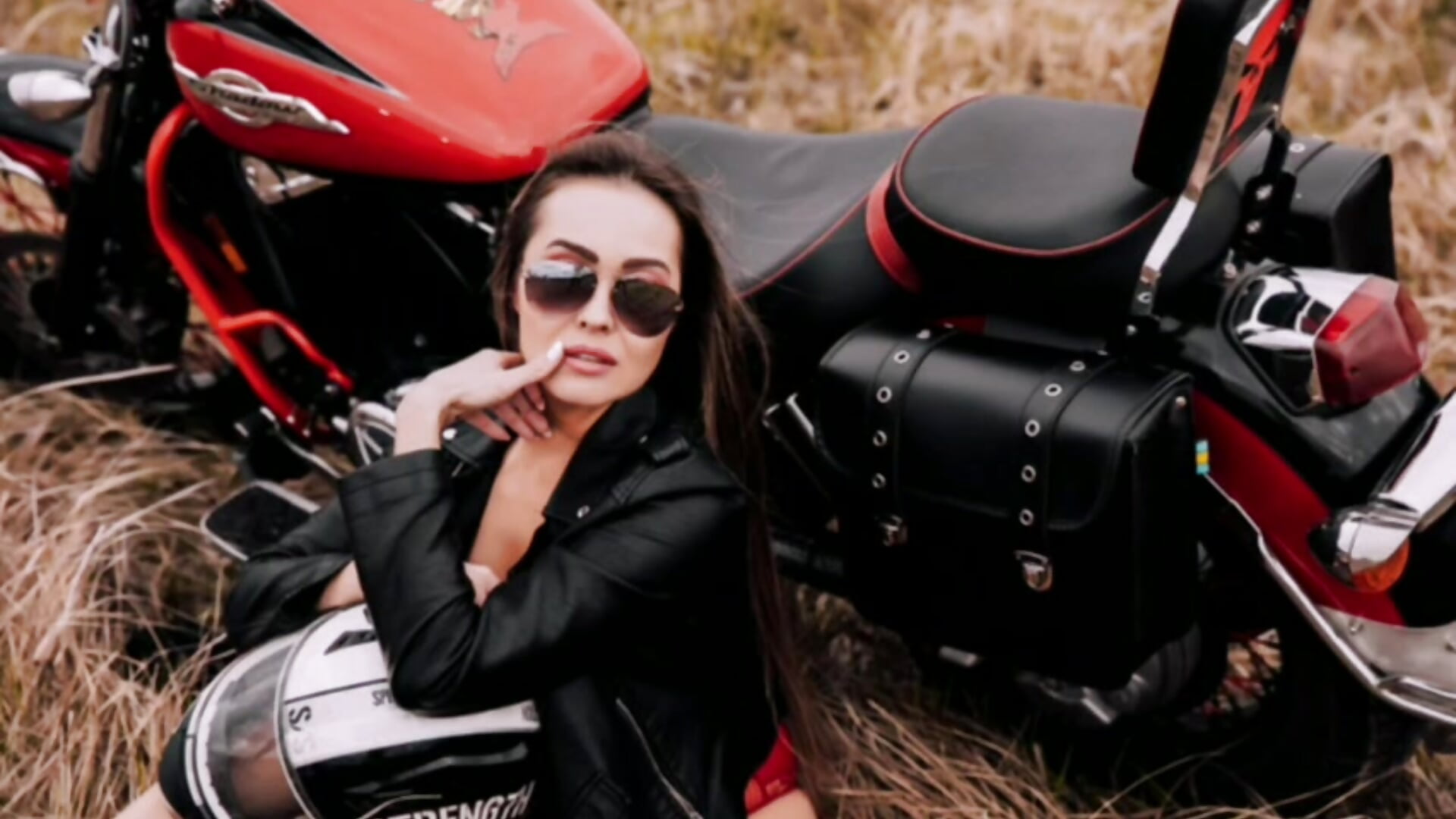 Moto Girl - video oleh OrgasmClub