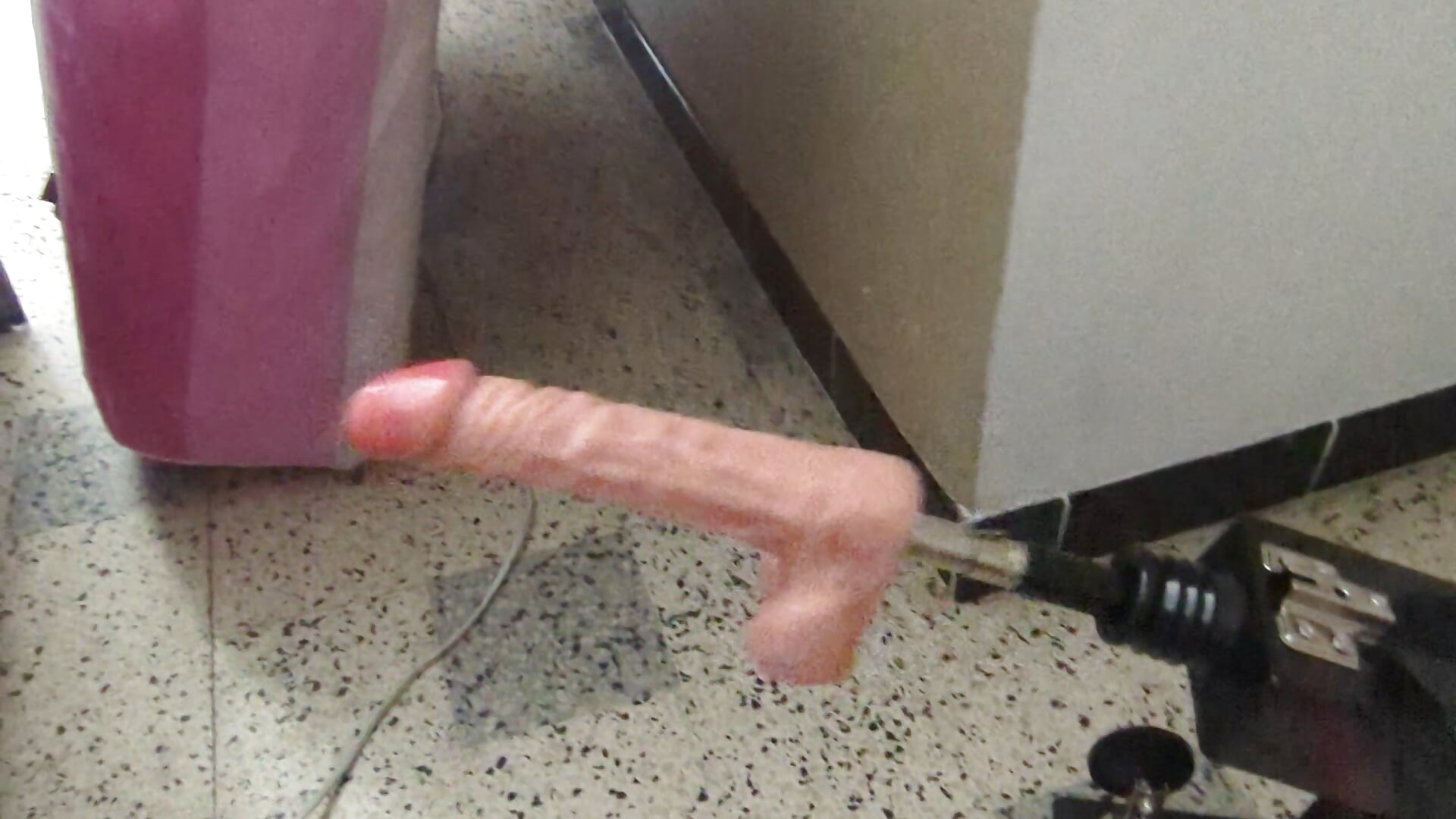 Jouet coquin - video by Peanutgirl cam model