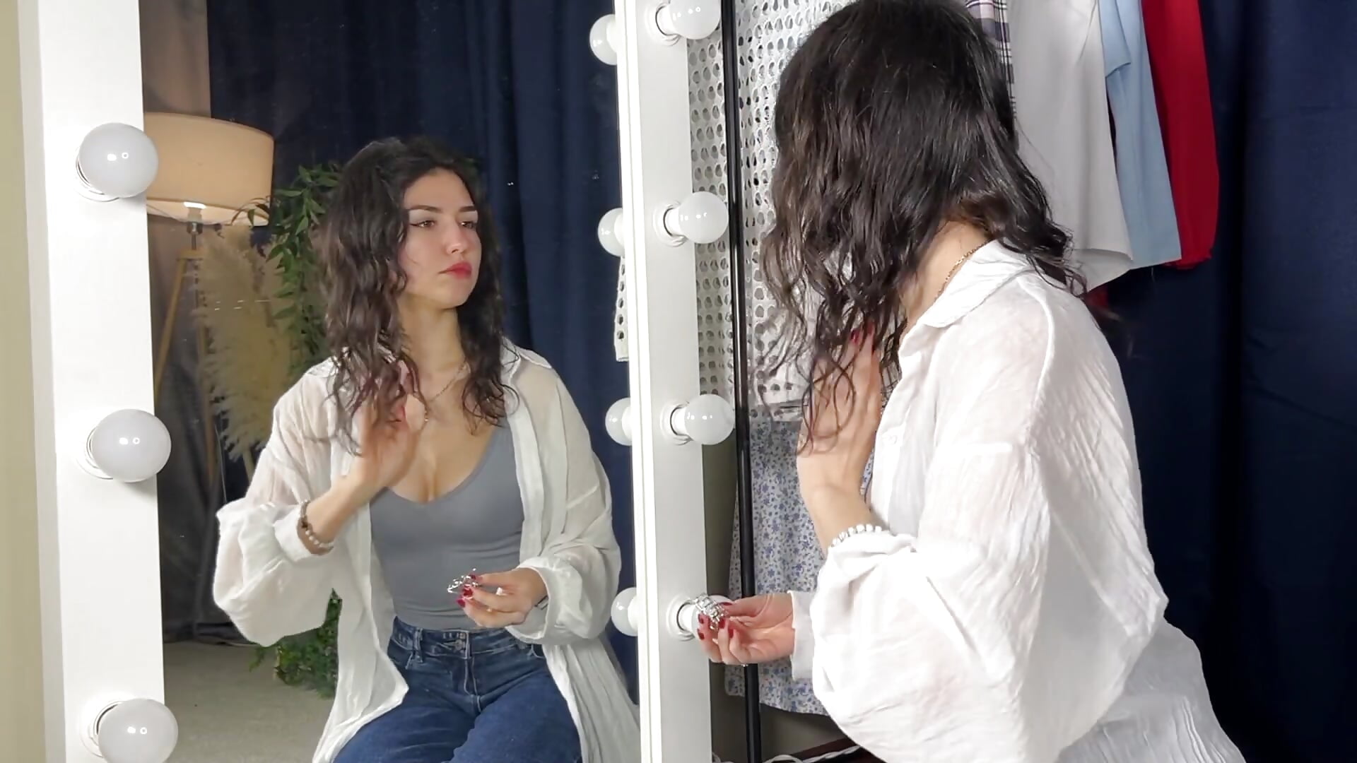 Look in my eye - vídeo de OdetteWitschi