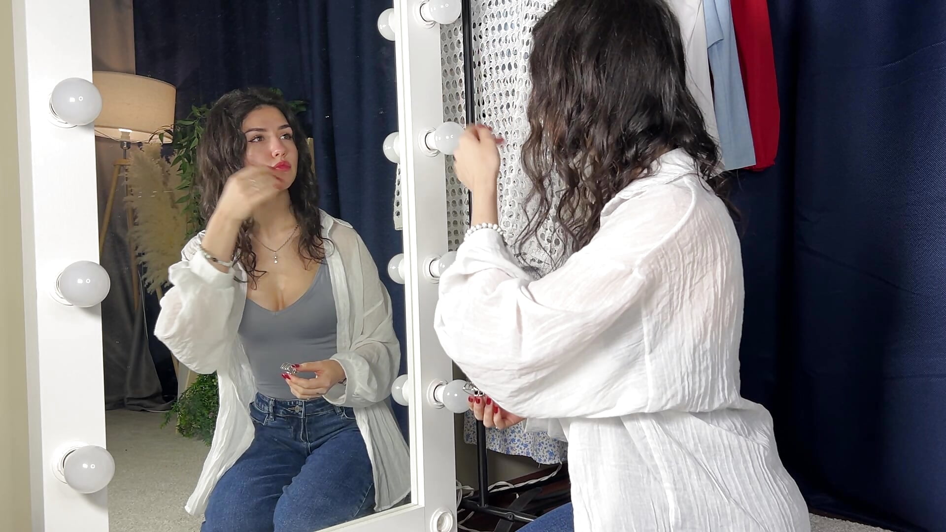 Look in my eye - video by OdetteWitschi cam model