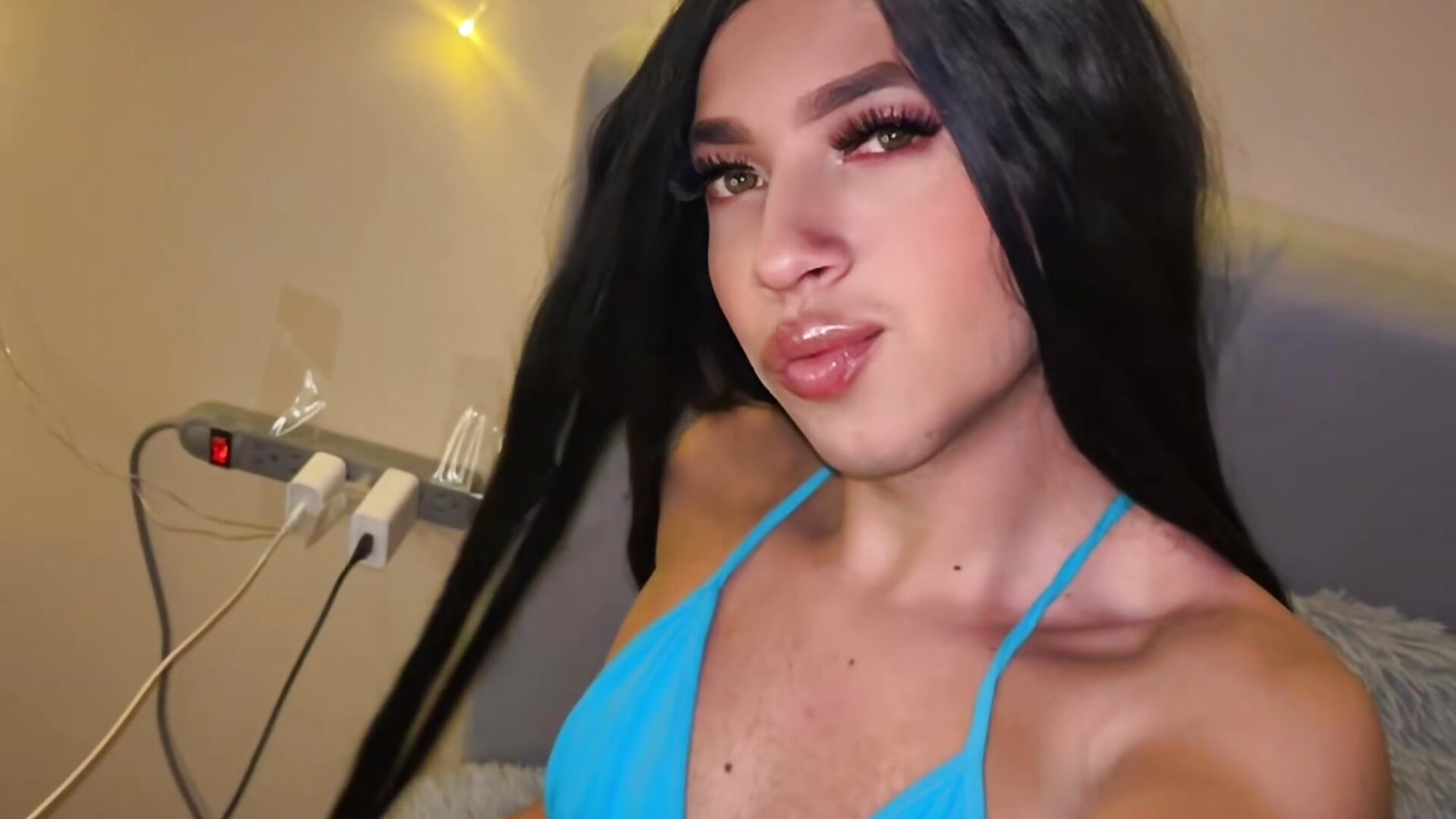 Tamira-18 - Clip popular cu modele videochat 7195