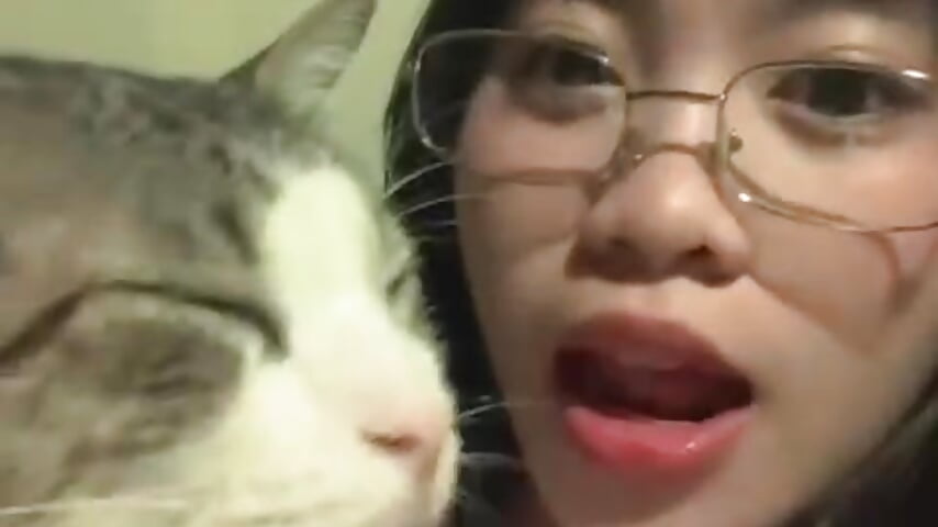 Me n my cat ;) - video by LenoraFrailey cam model