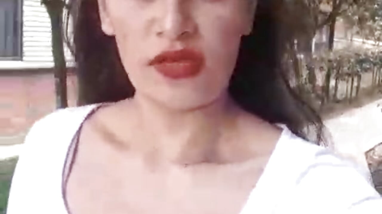 🖤 - video by zenda_bianchi cam model