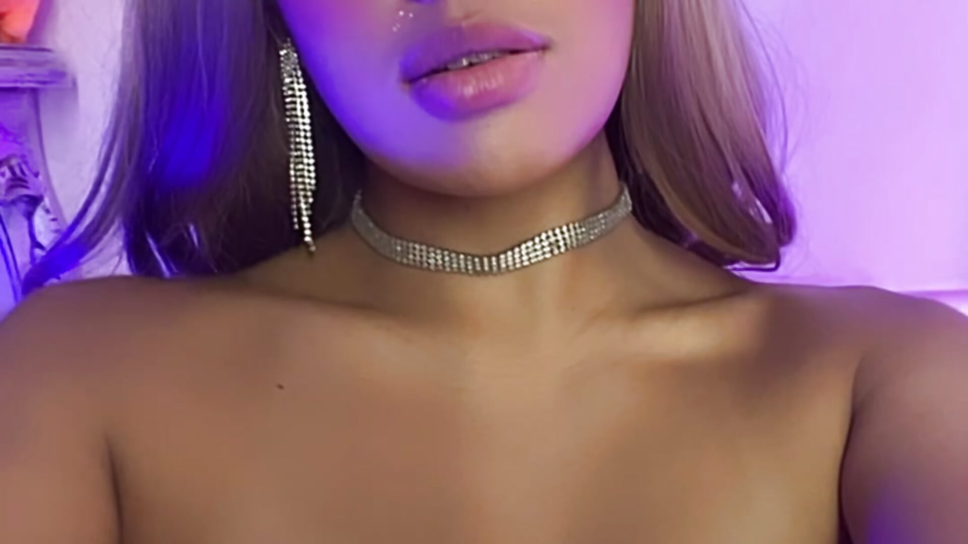 Especial Show 🫦 - video by leyla_collinss cam model