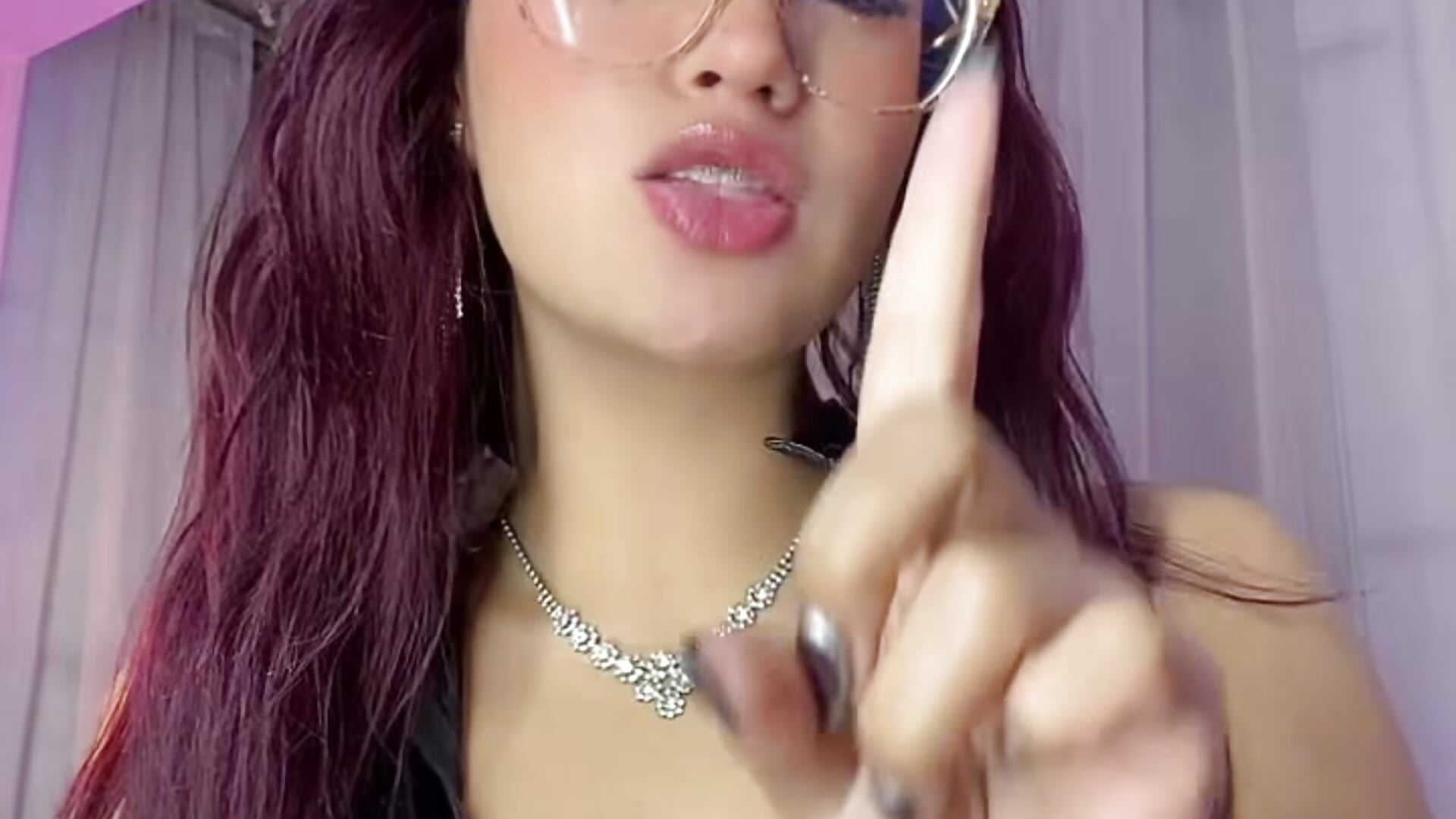 Oki Dokiii😜 - vídeo de leyla_collinss modelo de câmara
