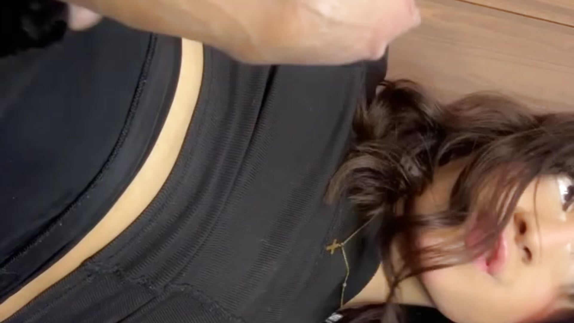 A slap of this cock in your mouth 🍆 - video Camila_saaenz kameramallilta