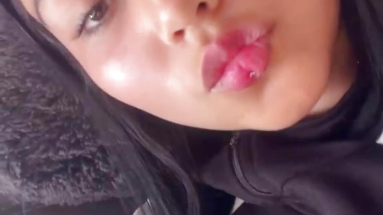 Muaaa❤😋 - video by Carolina_cherry cam model