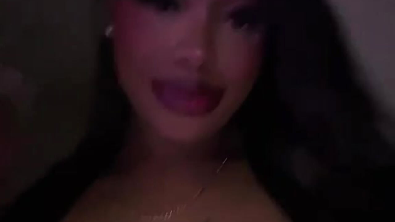 🌈 – video od webkamerové modelky Dahianara__